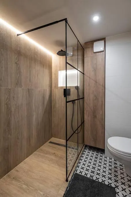 Modern 3 Bedrooms Apartment Budapest Ungarn
